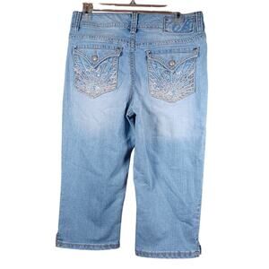Code Bleu Annette Capri Jeans Size 8/28 Women's Light Wash Embellished Pockets